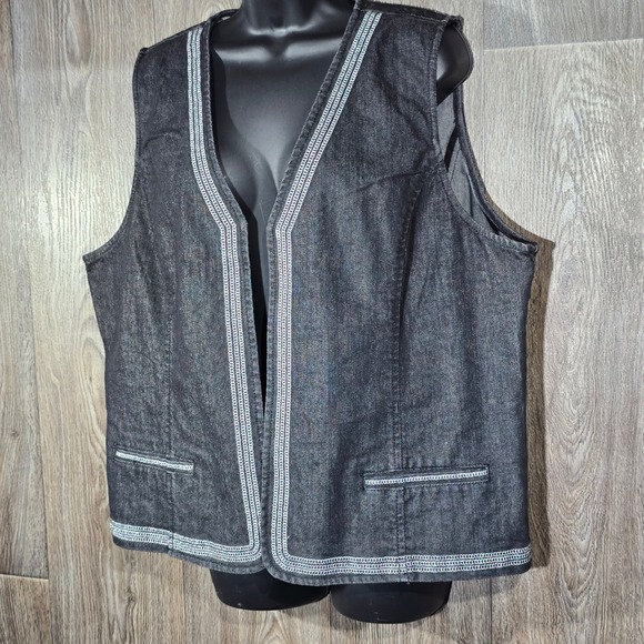 Additions by Chico's Womens Black Denim Vest Embellished Chico's Size 3 US XL/16 - Picture 1 of 13